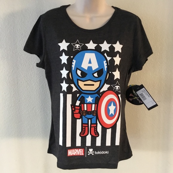 tokidoki Tops - NWT 2016 Captain Large Grey Tee by Marvel Tokidoki tokidoki Tops - NWT 2016 Captain Large Grey Tee by Marvel Tokidoki